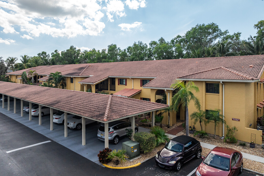 The Citadel in Bonita Springs, FL - Foto de edificio