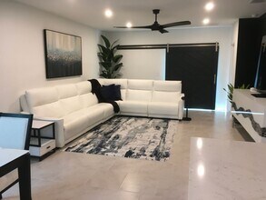 12134 Monterey Pine Ln in Ft. Myers, FL - Building Photo - Building Photo