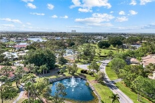 3130 Seasons Way in Estero, FL - Building Photo