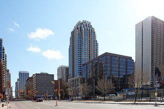 Vogue Condominiums in Calgary, AB - Building Photo - Building Photo