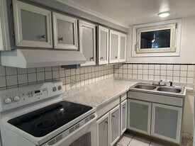 2010 Carr Ave in Fairbanks, AK - Building Photo