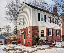 1237 Circle Dr in Arbutus, MD - Building Photo