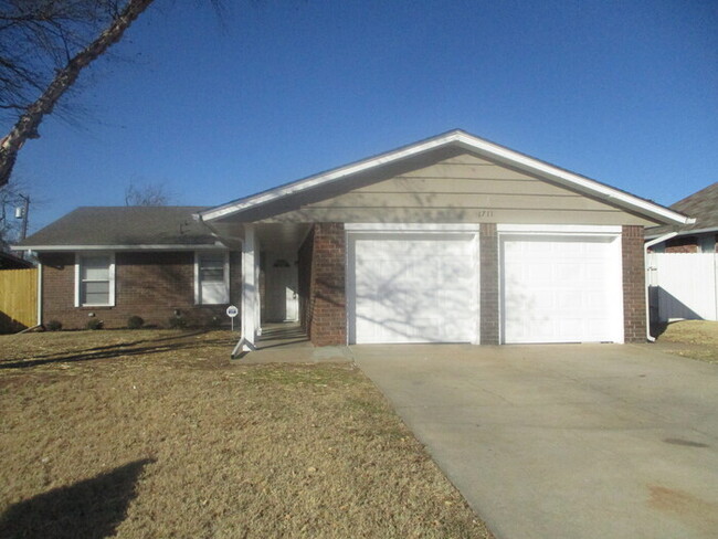 property at 1711 Fremont Dr