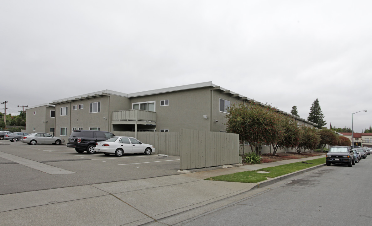 Woodland Garden Apartments in Fremont, CA - Foto de edificio