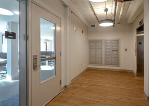 47 Flat St in Brattleboro, VT - Building Photo - Building Photo