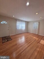 1813 S Stafford St in Arlington, VA - Building Photo