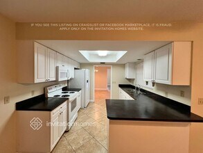 737 SE Hollahan Ave in Port St. Lucie, FL - Building Photo - Building Photo
