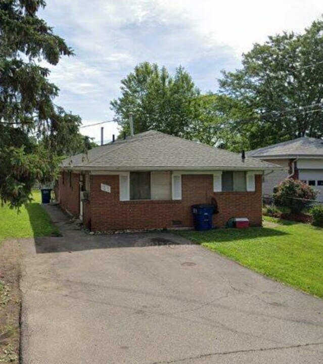 150 Yambor St in Toledo, OH - Building Photo