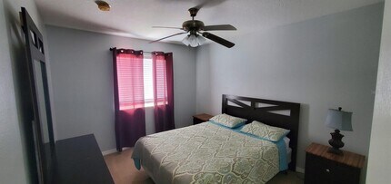 1100 S Beach Cir in Kissimmee, FL - Building Photo - Building Photo