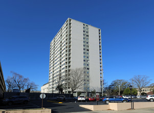 Senate Plaza in Columbia, SC - Building Photo - Building Photo