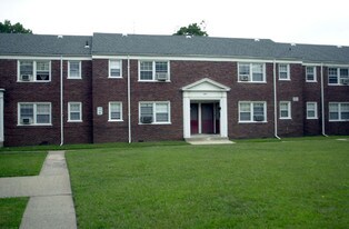 441-443 Maryland St in Orange, NJ - Building Photo