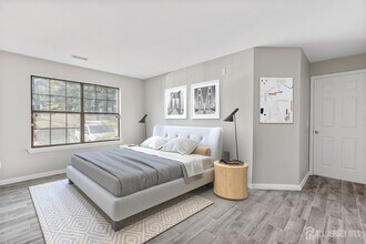 2301 Bayhead Dr in Sayreville, NJ - Building Photo - Building Photo