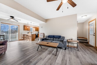 6 Bakers Lndg in Morgantown, WV - Building Photo - Building Photo