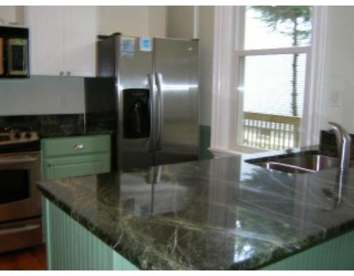 75 Alleghany St in Boston, MA - Foto de edificio