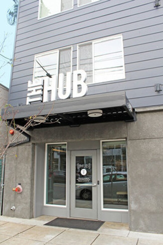 3423 SE Hawthorne Blvd in Portland, OR - Building Photo - Building Photo