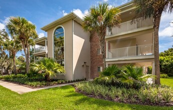 Crane Creek Senior Apartments in Melbourne, FL - Building Photo - Building Photo