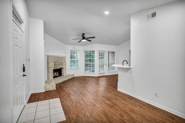 property at 6804 N Capital of Texas Hwy