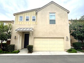 4170 Powell Wy in Corona, CA - Building Photo