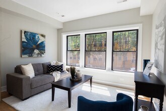 2537 N Campbell Ave, Unit 2A in Chicago, IL - Foto de edificio - Building Photo
