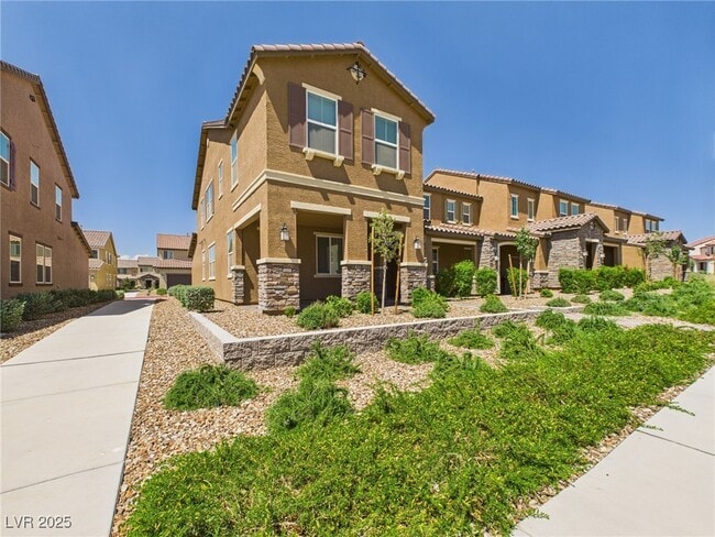 property at 3585 Credere Ln