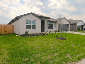 1119 Hyde Lk Ln in Missouri City, TX - Building Photo - Building Photo