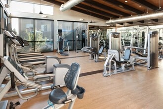 Lantower Legacy Lakes in Lewisville, TX - Foto de edificio - Building Photo