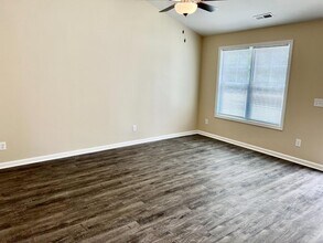 1476 Murrill Hill Rd in Jacksonville, NC - Building Photo - Building Photo