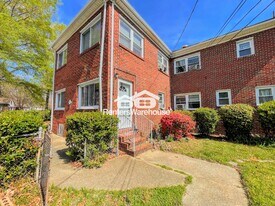 7467 Hampton Blvd in Norfolk, VA - Building Photo