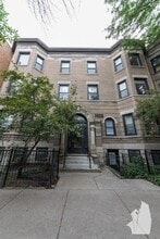 3820 N Sheffield Ave, Unit 3818-3 in Chicago, IL - Foto de edificio - Building Photo