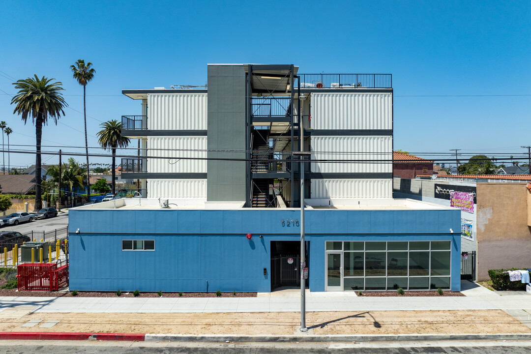 Dolores Huerta Apartments in Los Angeles, CA - Building Photo