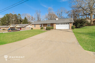 3811 25th Ave E in Tuscaloosa, AL - Building Photo - Building Photo