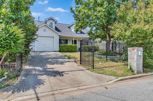 1708 Lovingood Dr in Austin, TX - Building Photo - Building Photo
