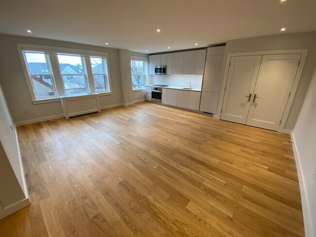 119 Highland Ave, Unit 2 in Somerville, MA - Building Photo - Building Photo