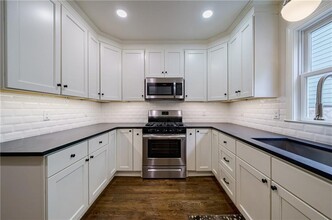 349 Delmont Dr NE in Atlanta, GA - Building Photo - Building Photo