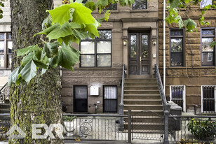 456 Quincy St in Brooklyn, NY - Building Photo
