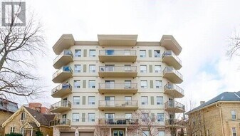 435 Colborne St in London, ON - Building Photo