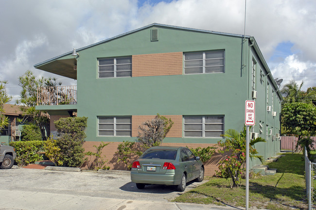 4437-4411 W Flagler St in Coral Gables, FL - Building Photo - Building Photo