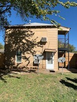 306 NW 16th St in Lawton, OK - Building Photo