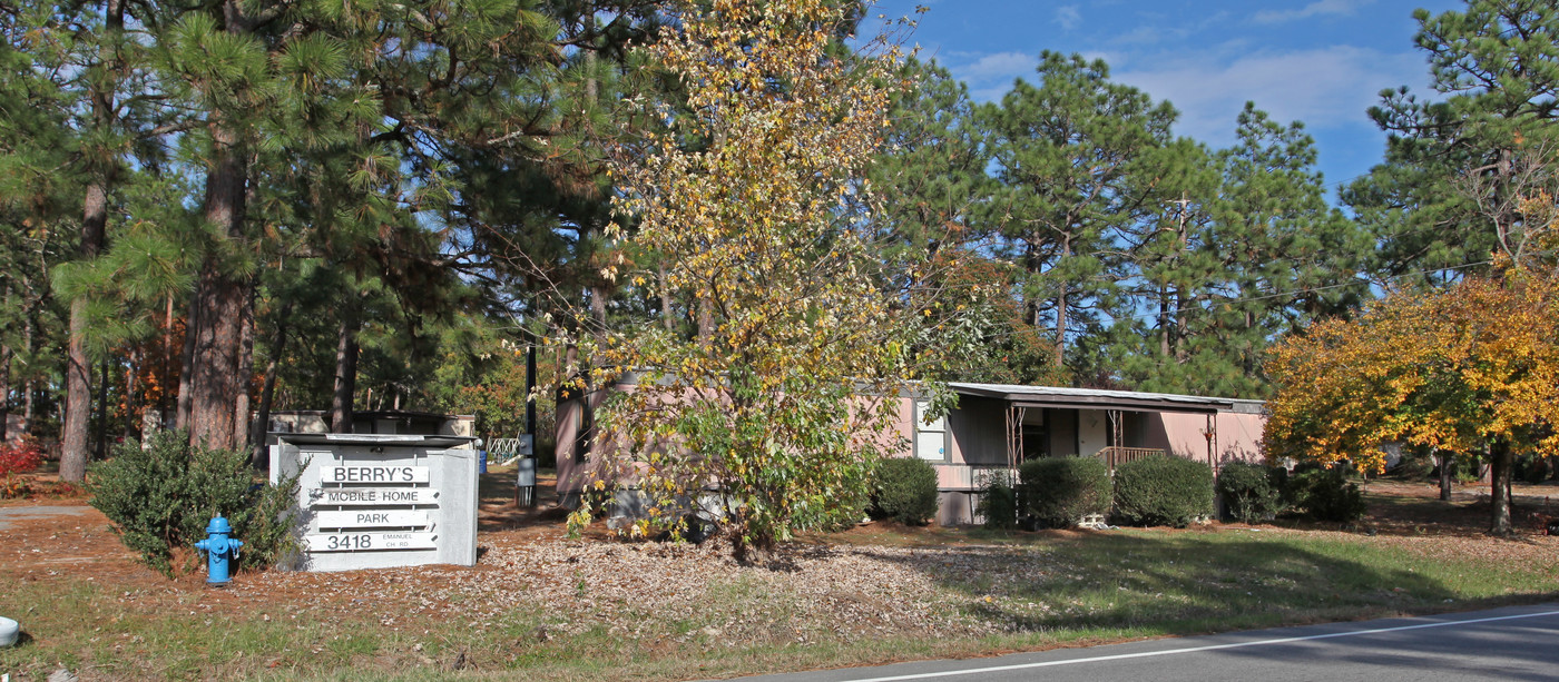 3418 Emanuel Church Rd in Lexington, SC - Building Photo