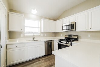 22906 Sugar Bear Dr in Spring, TX - Building Photo - Building Photo