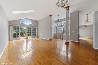 1908 N Evergreen Ave in Arlington Heights, IL - Building Photo - Building Photo