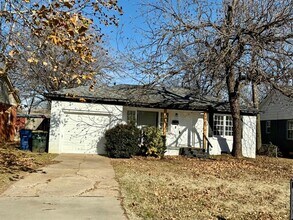 1905 Hasley Dr in The Village, OK - Building Photo - Building Photo