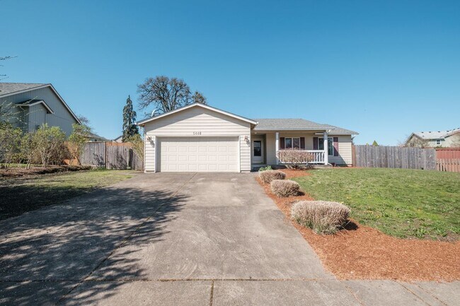 5448 Siletz Ln in Albany, OR - Building Photo - Building Photo