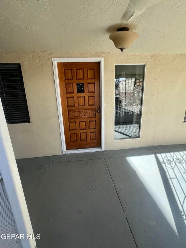 3015 Altura Ave in El Paso, TX - Building Photo - Building Photo