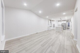 13317 Petrel St in Clarksburg, MD - Building Photo - Building Photo