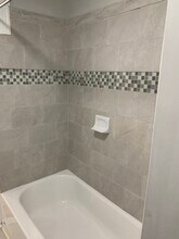 101 Whitehall St, Unit 2nd Floor in Providence, RI - Foto de edificio - Building Photo