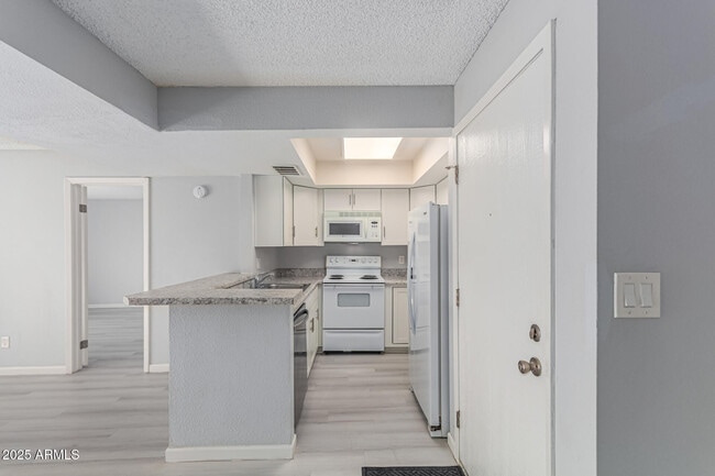 4730 W Northern Ave in Glendale, AZ - Foto de edificio - Building Photo