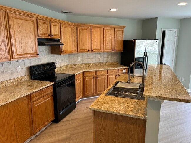 5237 Meryton Park Way in Raleigh, NC - Building Photo - Building Photo