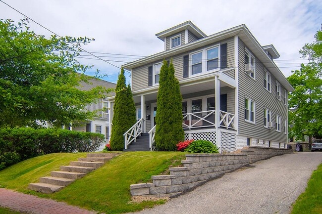 property at 621-623 Washington Ave