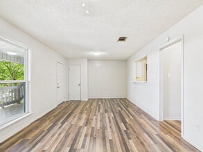 1603 Stoney Ridge Ct in Marble Falls, TX - Building Photo - Building Photo
